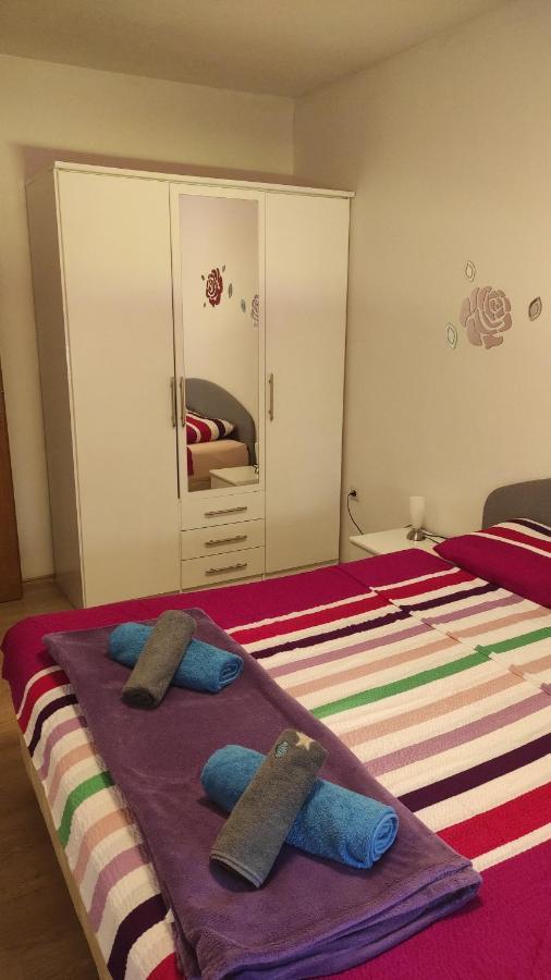 Apartmani Maslina Zuljana Ngoại thất bức ảnh