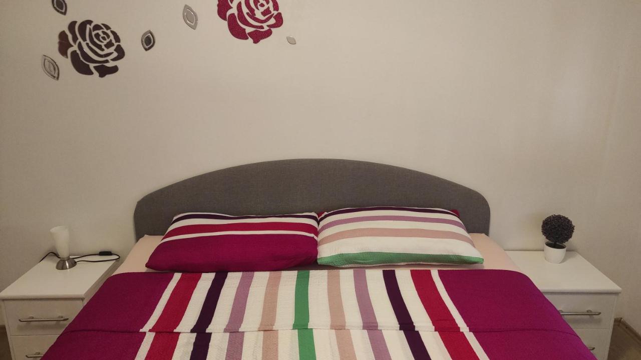 Apartmani Maslina Zuljana Ngoại thất bức ảnh